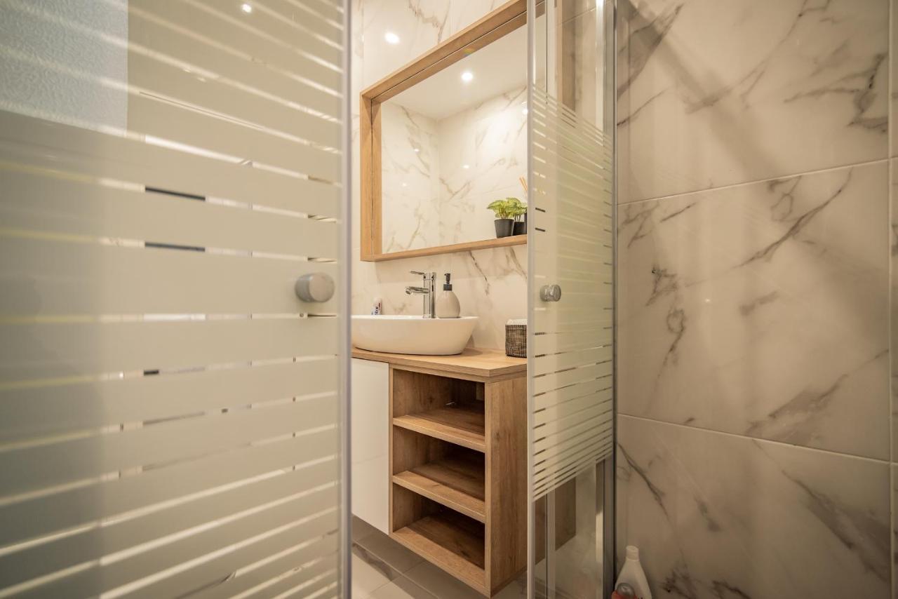 Apollo'S Apartment On Radio City Midas Home Saloniki Zewnętrze zdjęcie